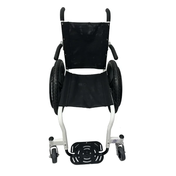 GM-WEBP-Pool-Wheelchair-1.webp