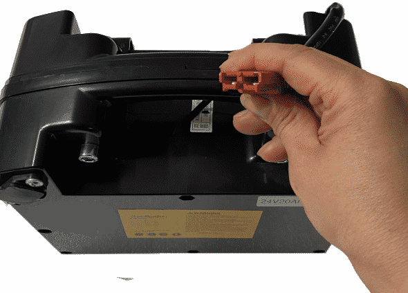Spare-Battery-Connector-for-Heavy-Duty-Electric-Wheelchair.png Spare-Battery-Connector-for-Heavy-Duty-Electric-Wheelchair.png