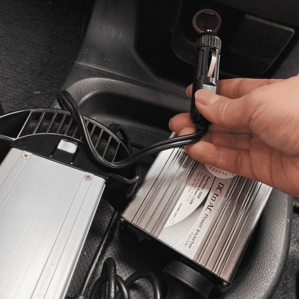 Vehicle-Charger-Transformer-Connecting-To-Charging-Plug.jpeg Vehicle-Charger-Transformer-Connecting-To-Charging-Plug.jpeg