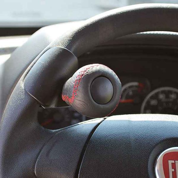 IP200306 Steering wheel knob handgrip