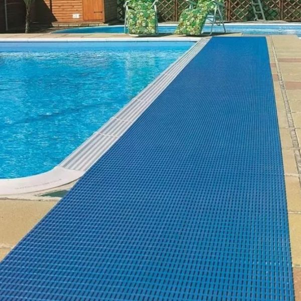 WetMat a Mat for Swimming Pools